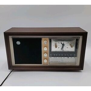 VTG MOTOROLA Radio Solid State Alarm Clock AM/FM Radio TC14CW Works READ